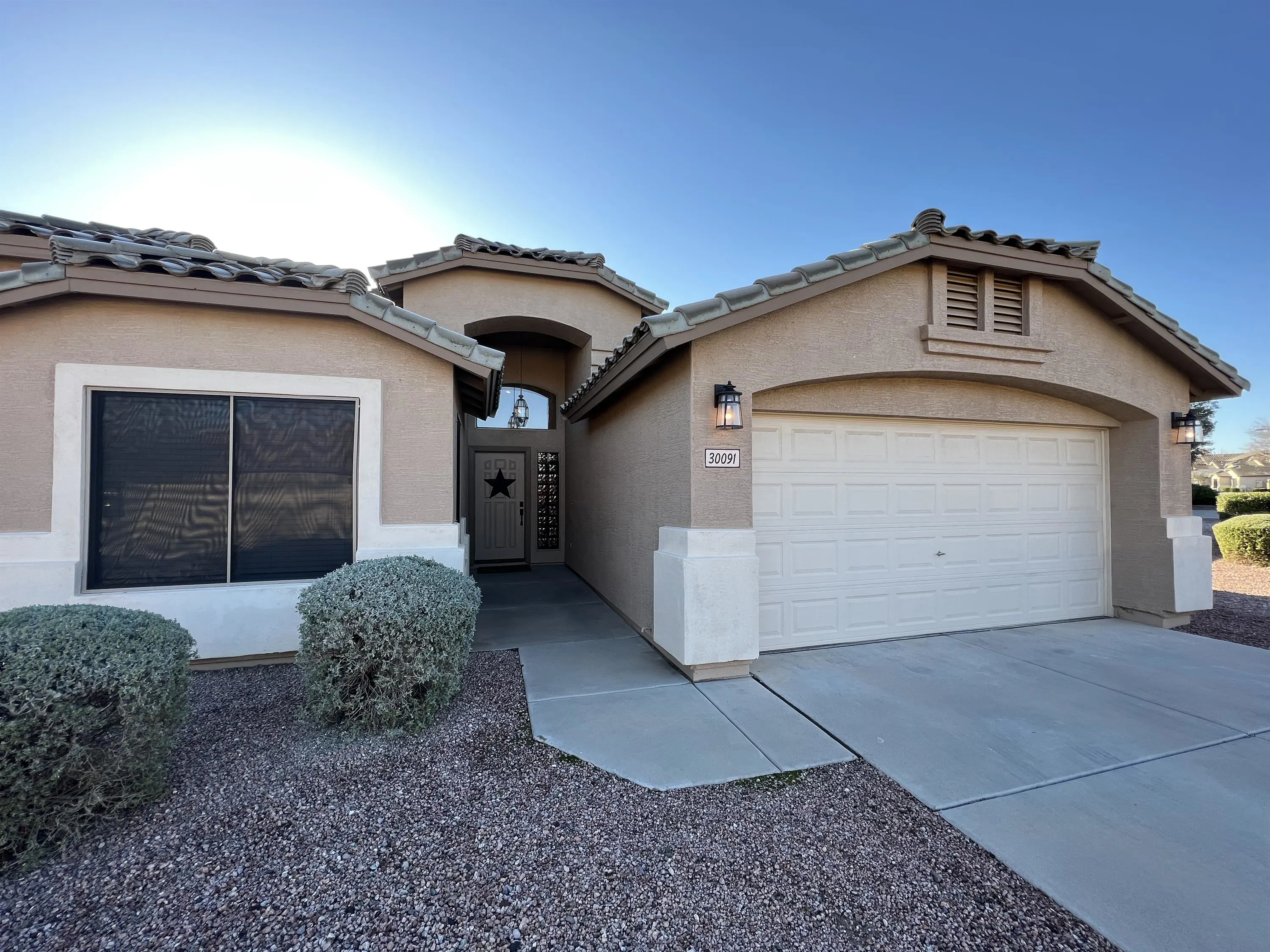 30091 N Maravilla Dr San Tan Valley, AZ 85143 photo 2