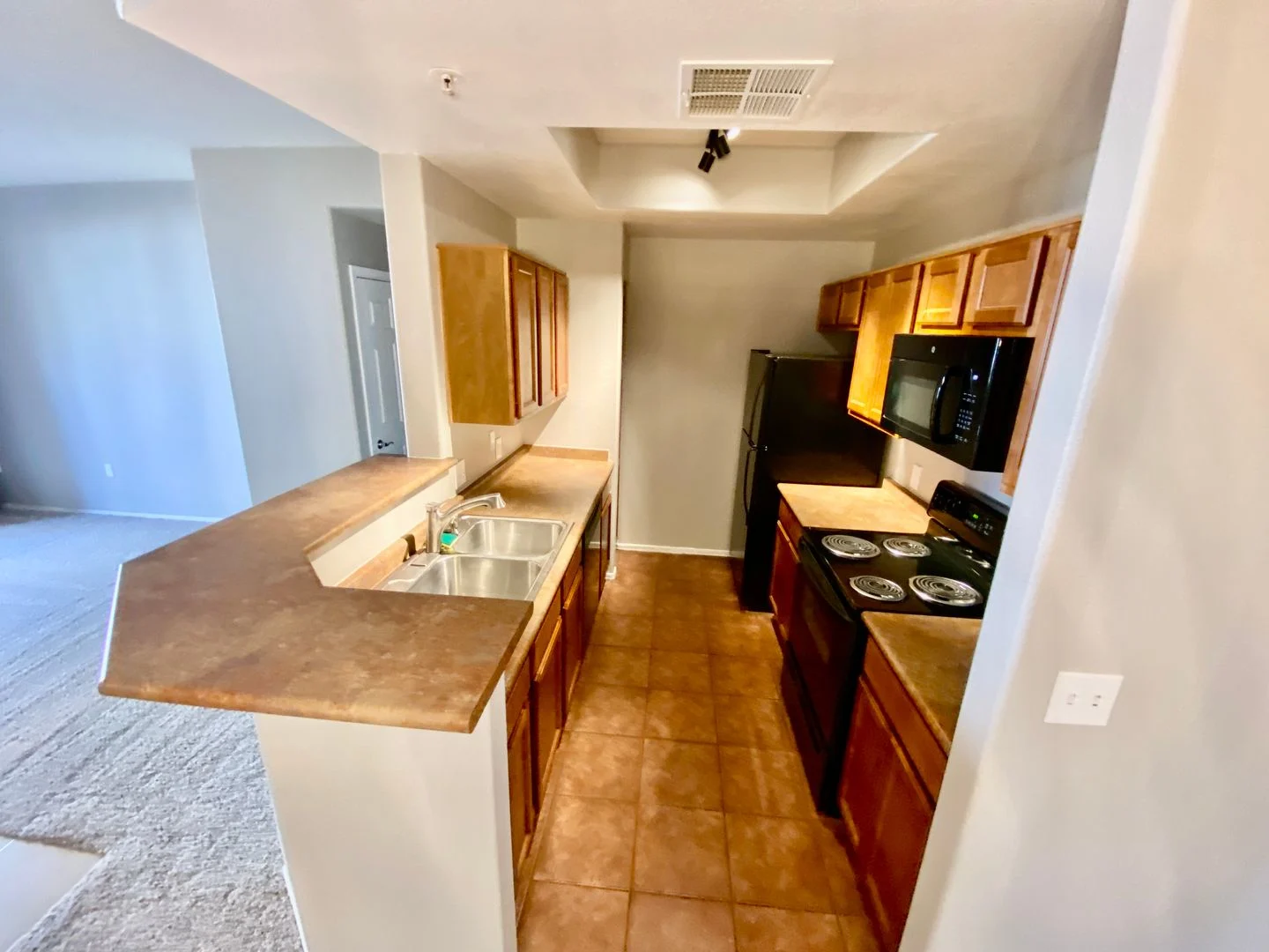 Ground Floor-One Bedroom in Lakewood photo 5
