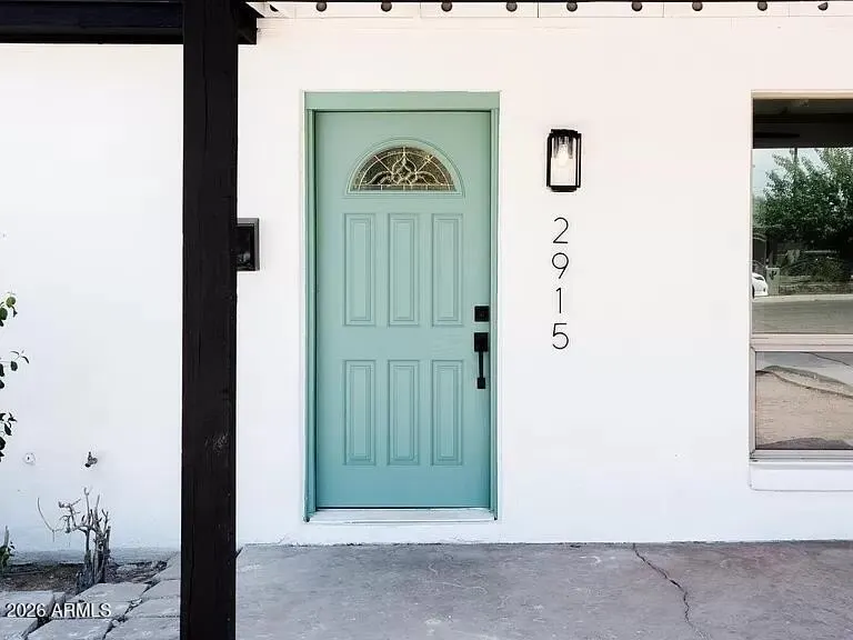2915 W Griswold Rd Phoenix, AZ 85051 photo 4