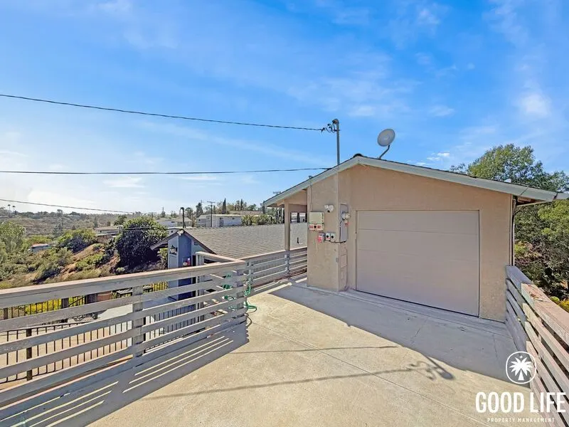 2506 44th St photo 2