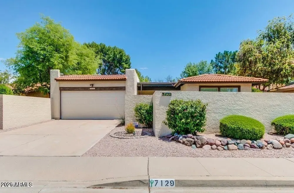 7129 N Vía De Alegria Scottsdale, AZ 85258 photo 2