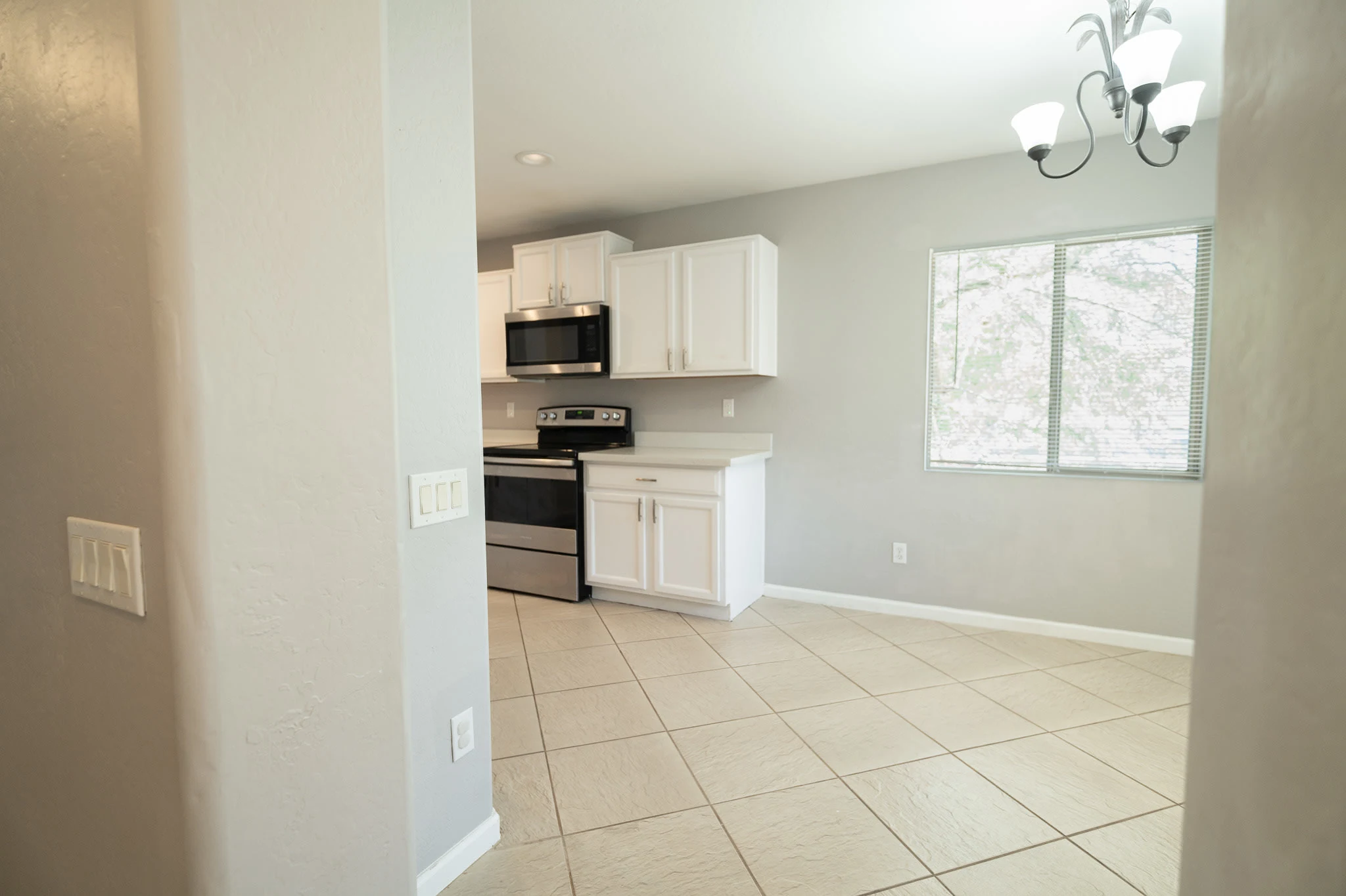 1744 Maddison Circle photo 3