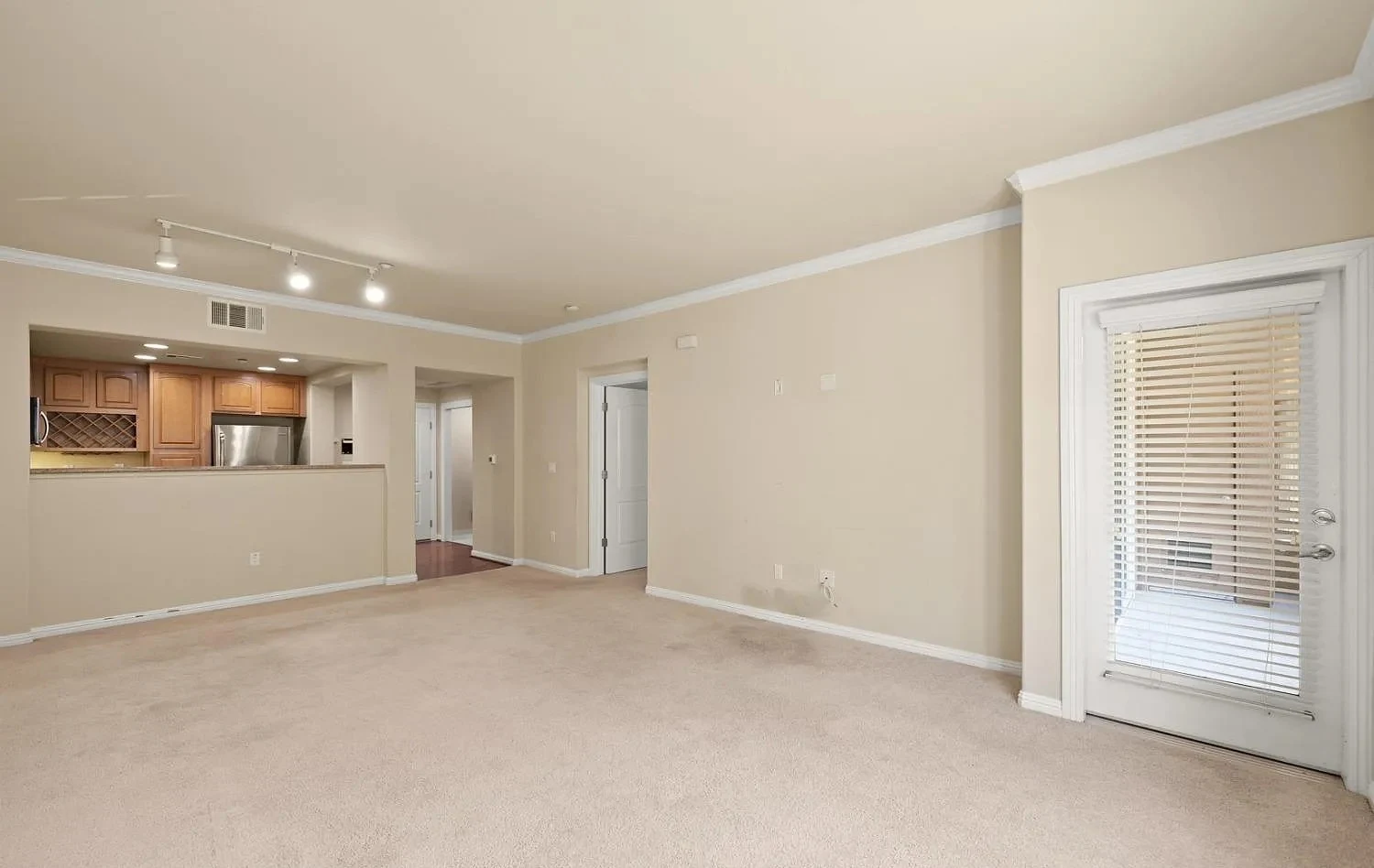 2260 Gellert Blvd Apt 1107 photo 3