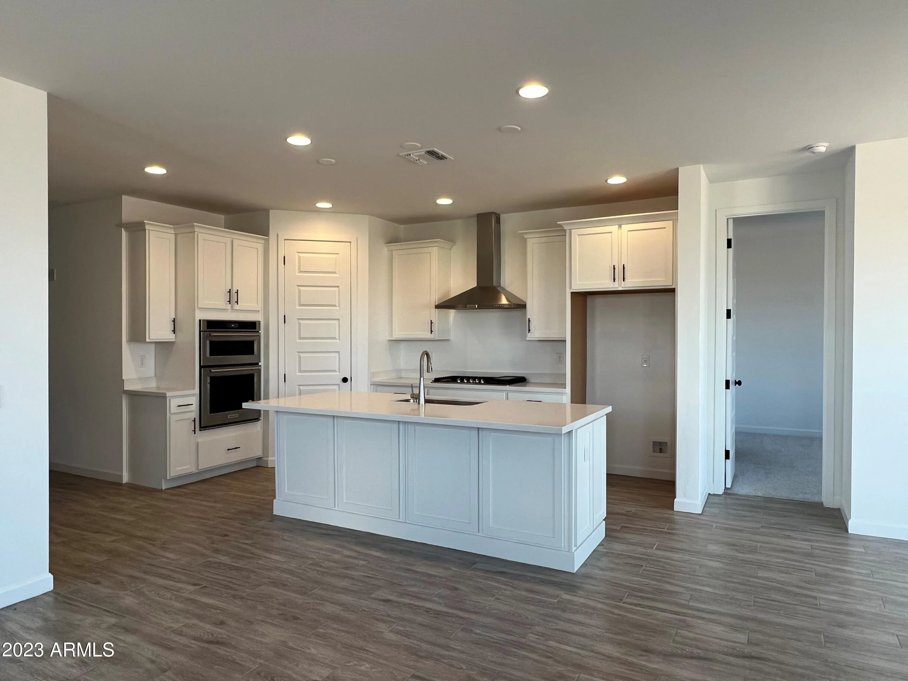 9844 E Satellite Dr Mesa, AZ 85212 photo 4
