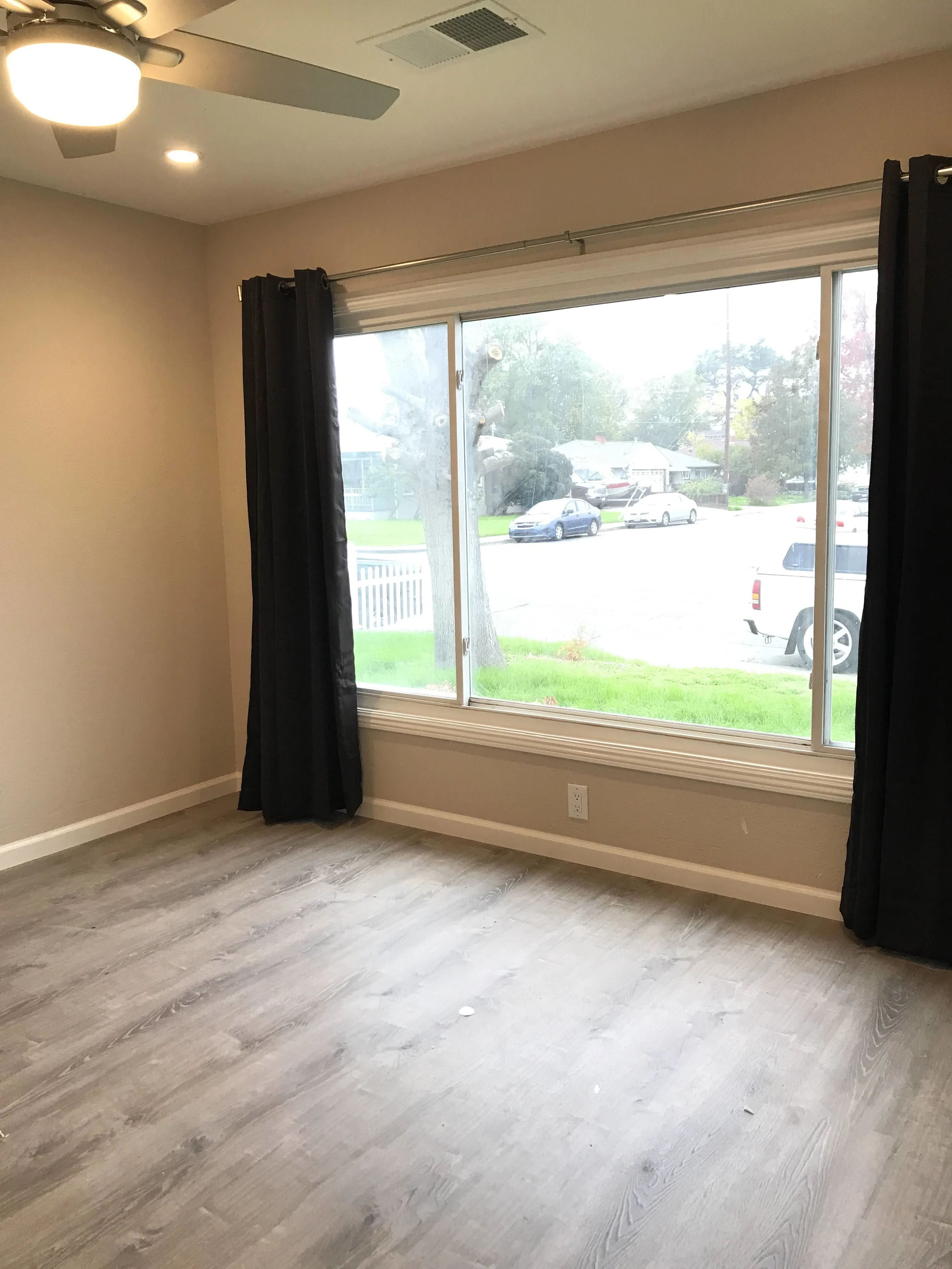 1517 Marie Ave photo 4