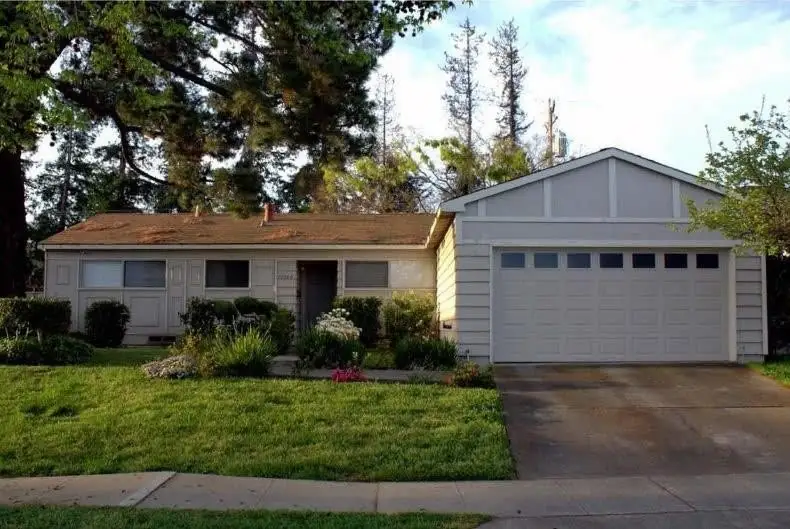 19960 Pear Tree Ln Cupertino, CA 95014 photo 2