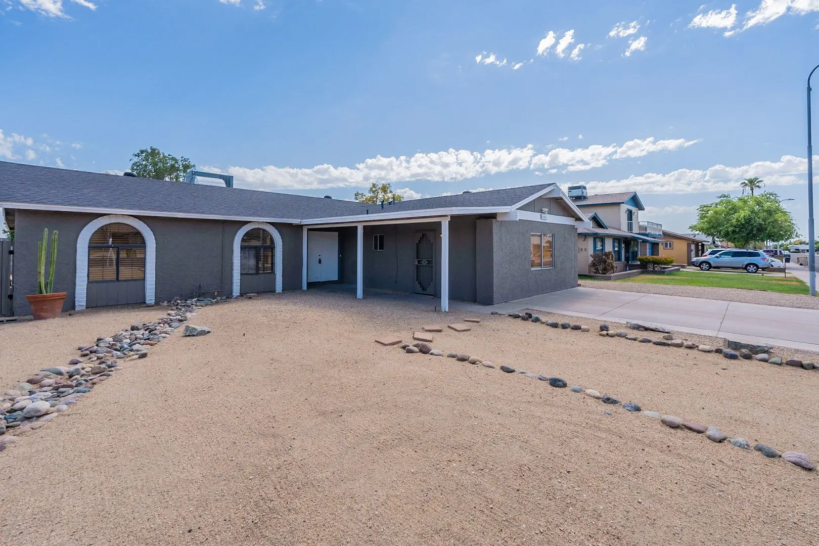 4501 W Cinnabar Ave photo 5
