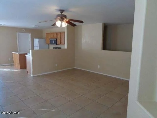 1767 E Denim Trail San Tan Valley, AZ 85143 photo 2