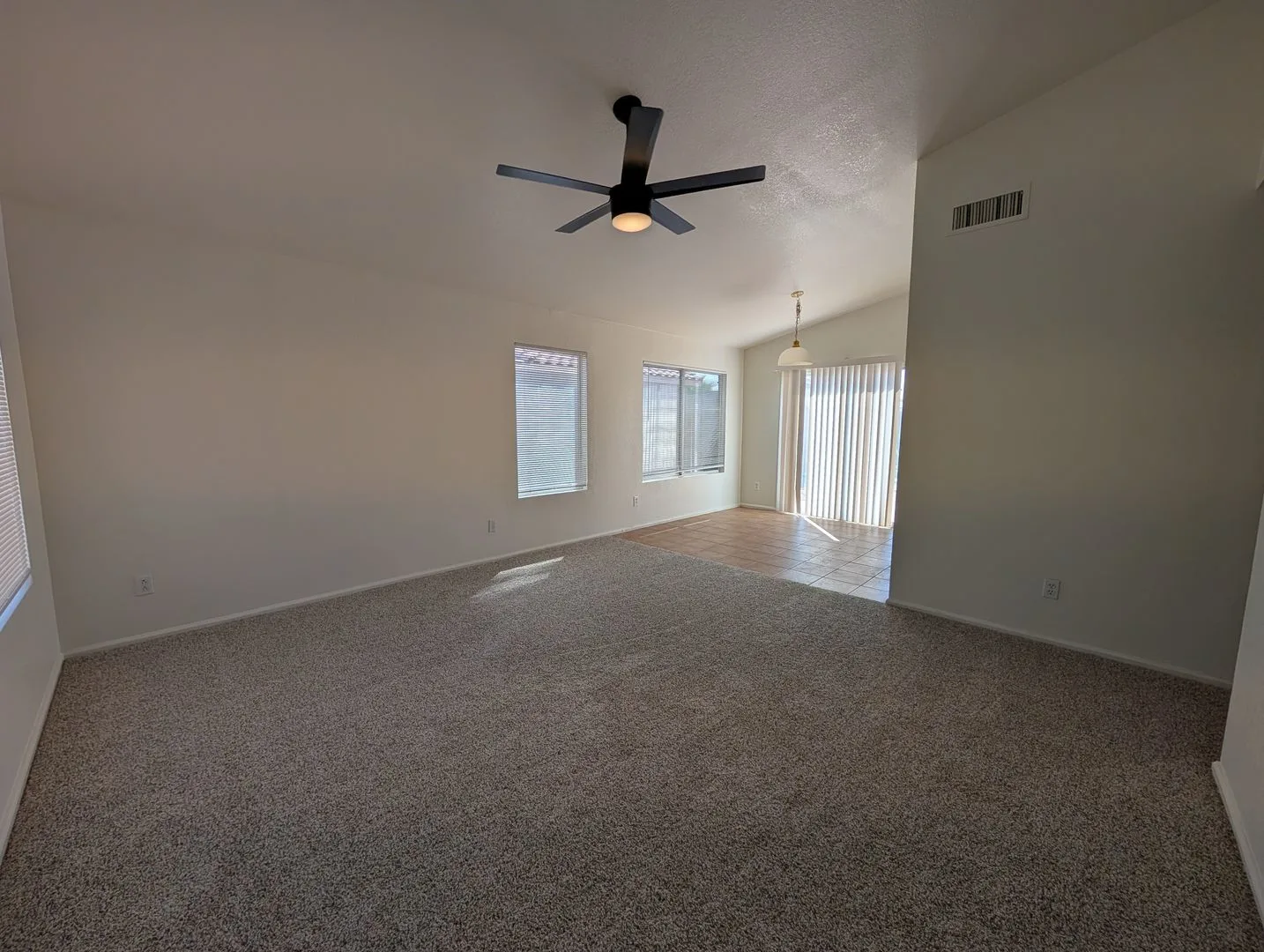 3 bedroom, 2 bath home in Stonecrest, ready to move in. photo 4
