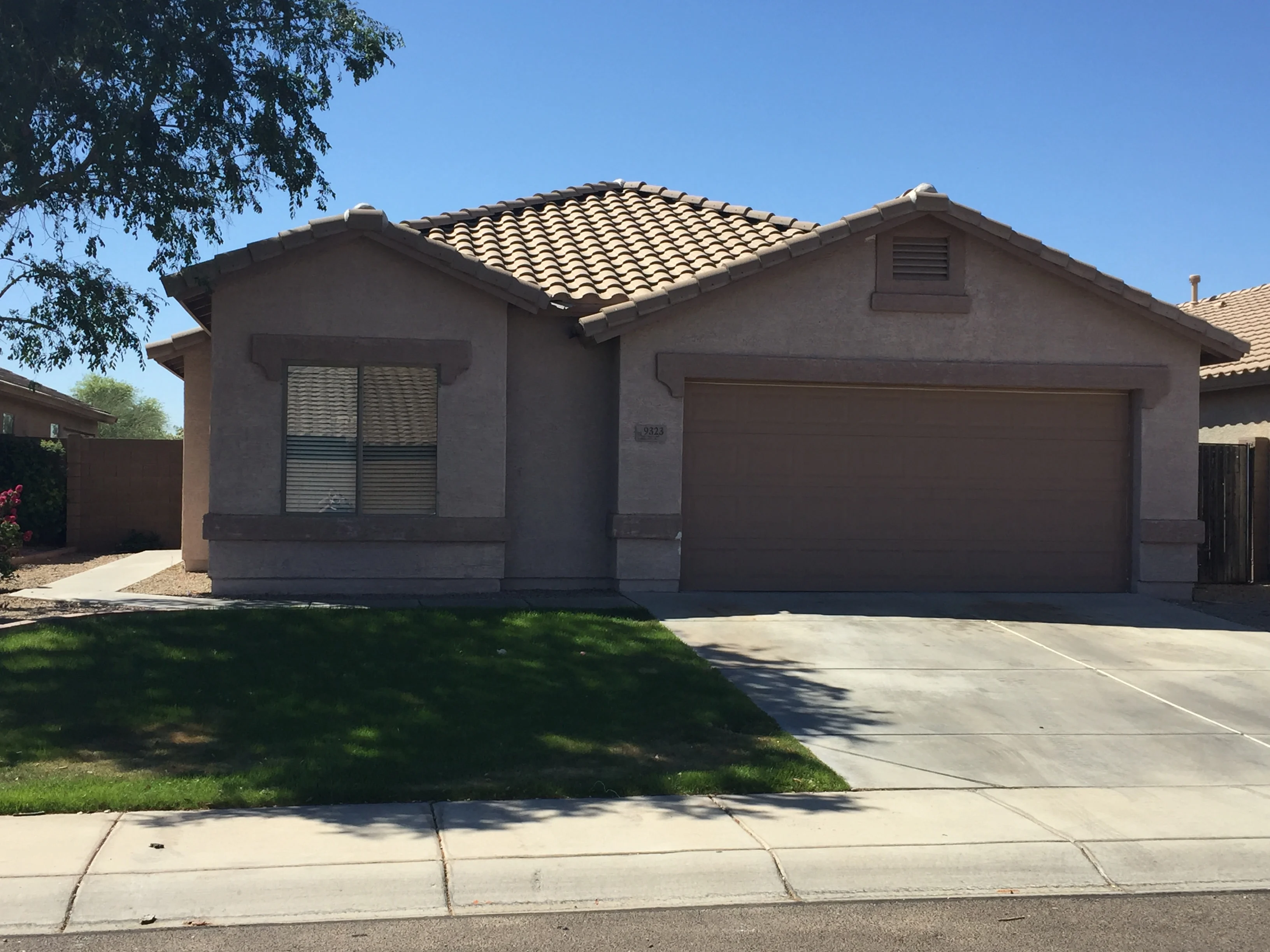 9323 West Harmony Lane, Peoria, AZ 85382 photo 2
