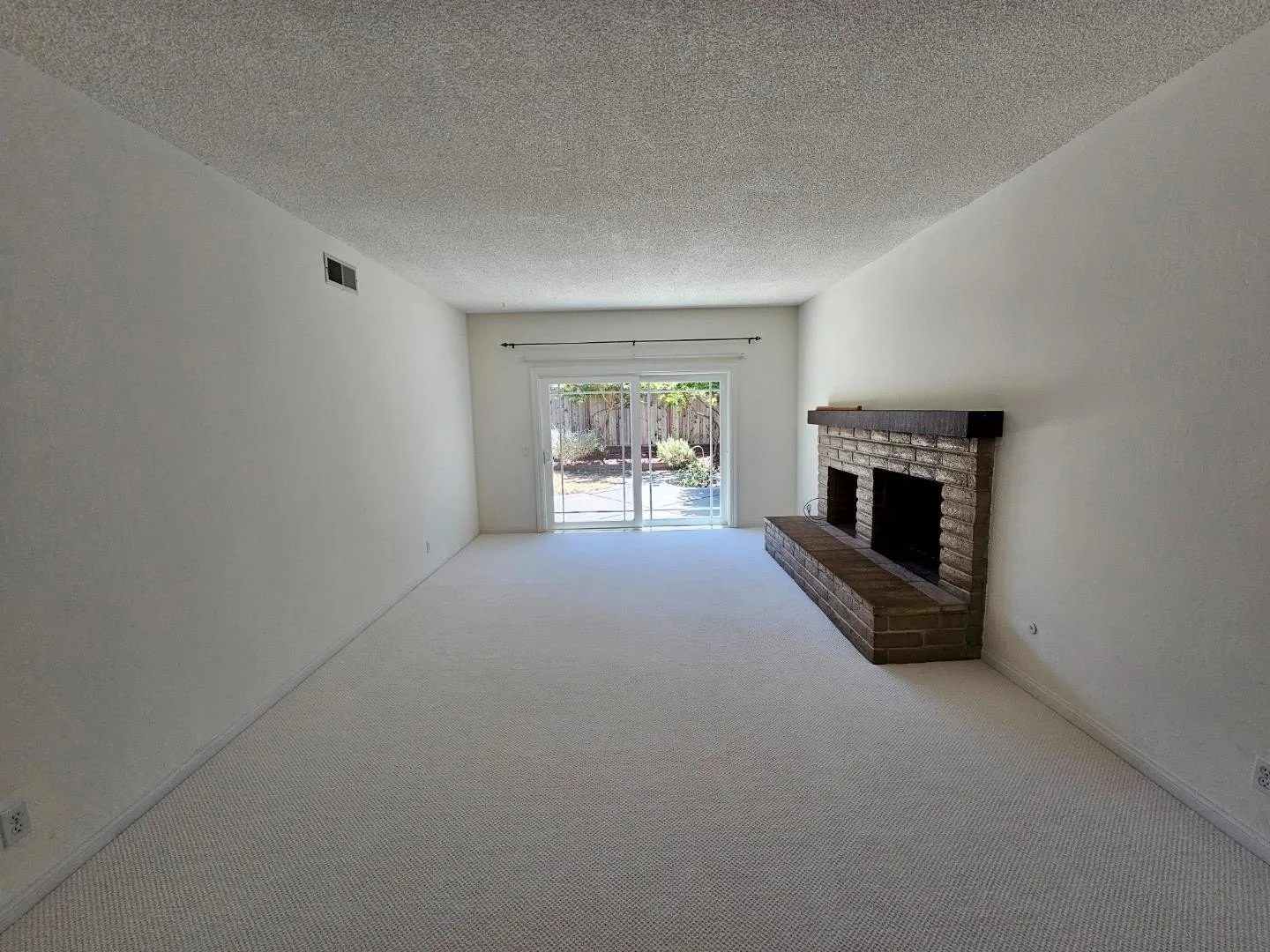 1344 Tarpon St photo 3