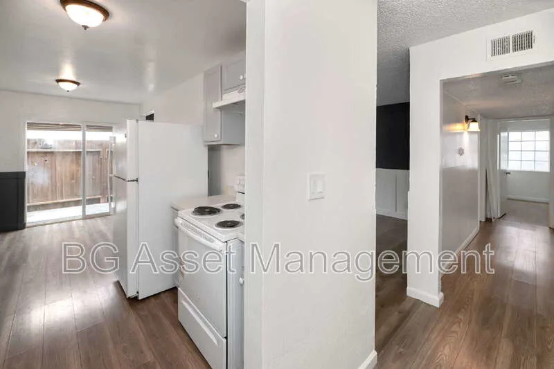 212 Westwood St Vallejo, CA 94591