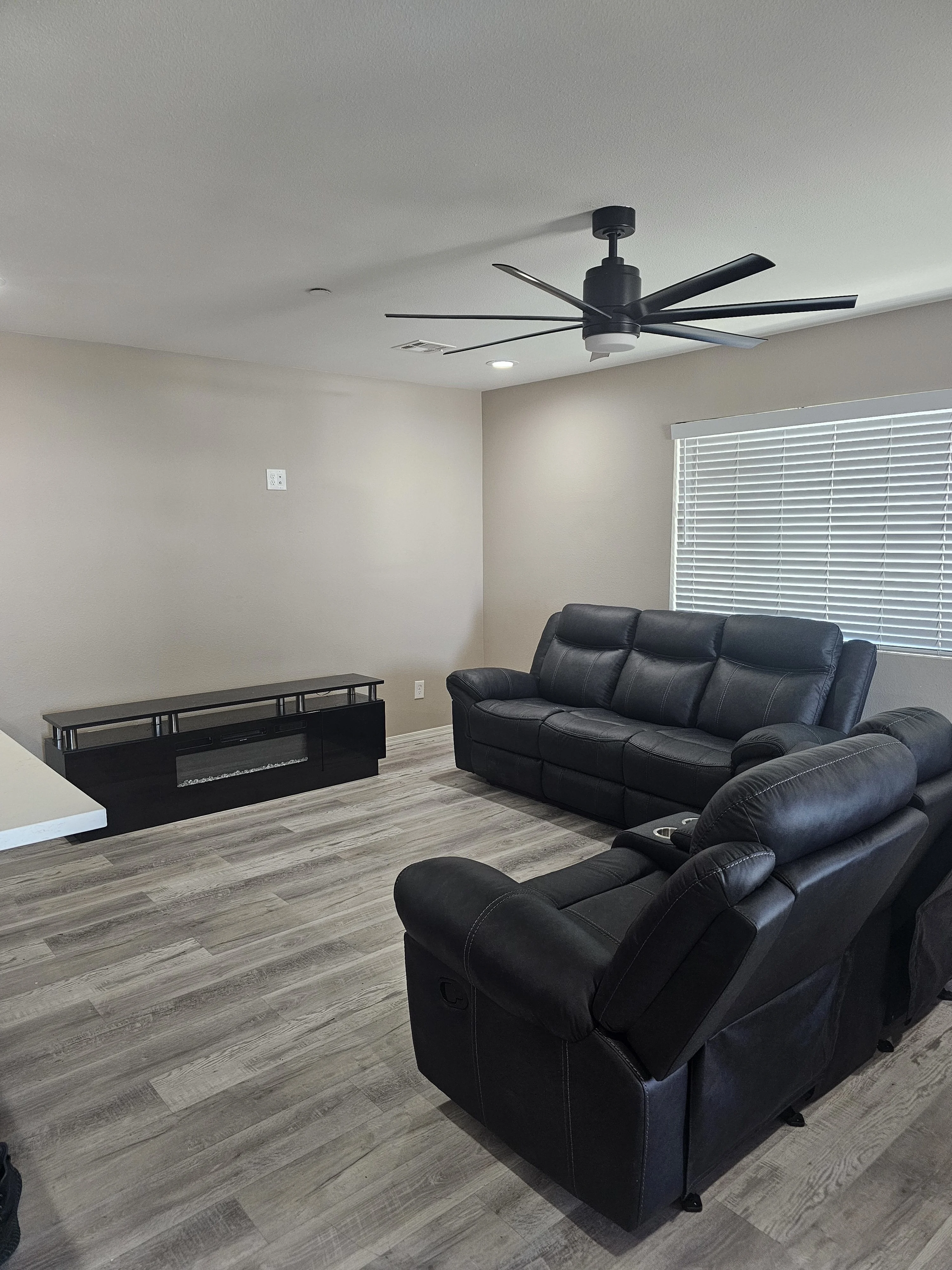 11101 West Montana Avenue, Unit B Rental photo 2