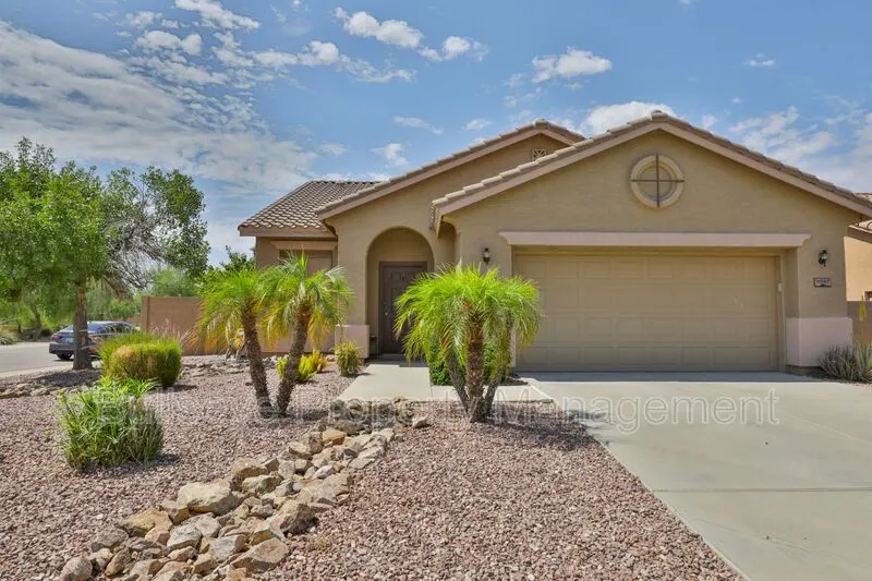 11547 E Sylvan Ave photo 5