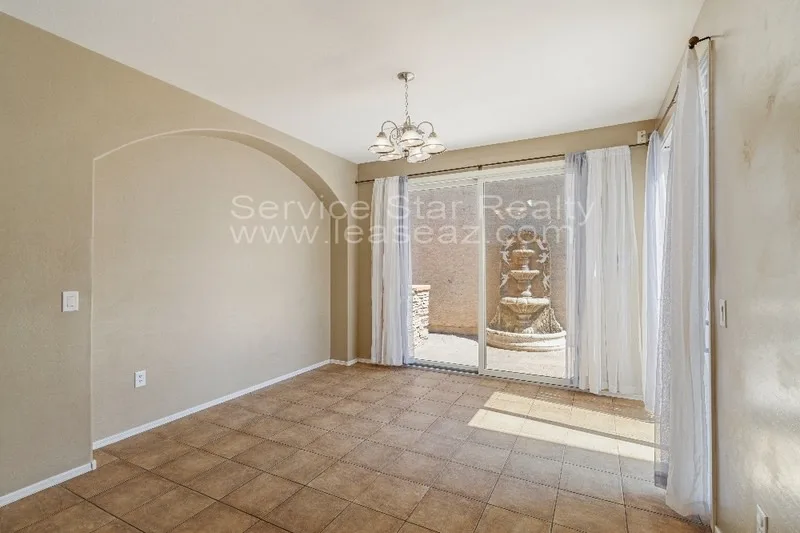 860 S Huish Dr photo 5