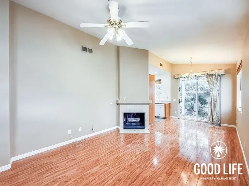 8281 Gold Coast Dr photo 5