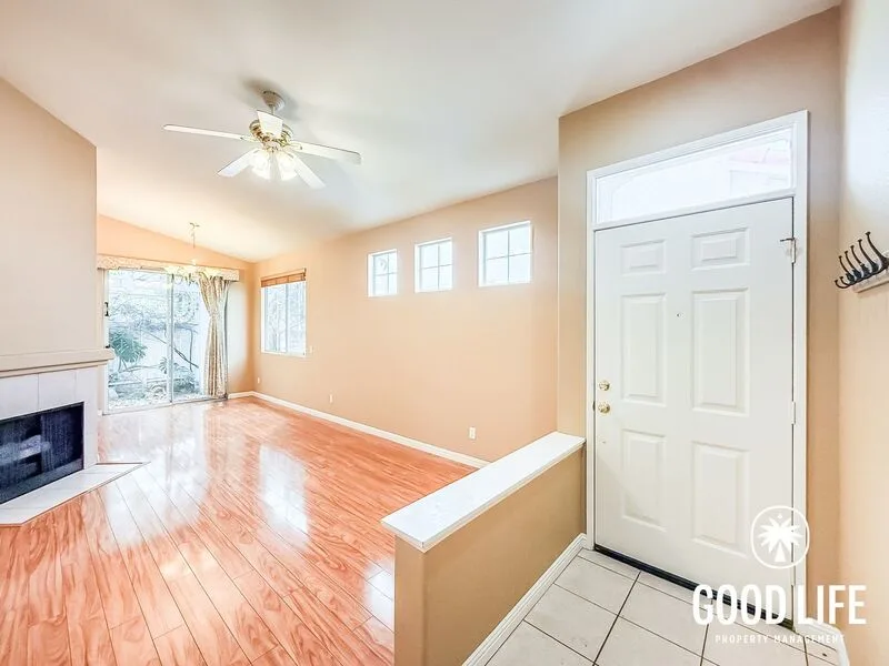8281 Gold Coast Dr photo 3