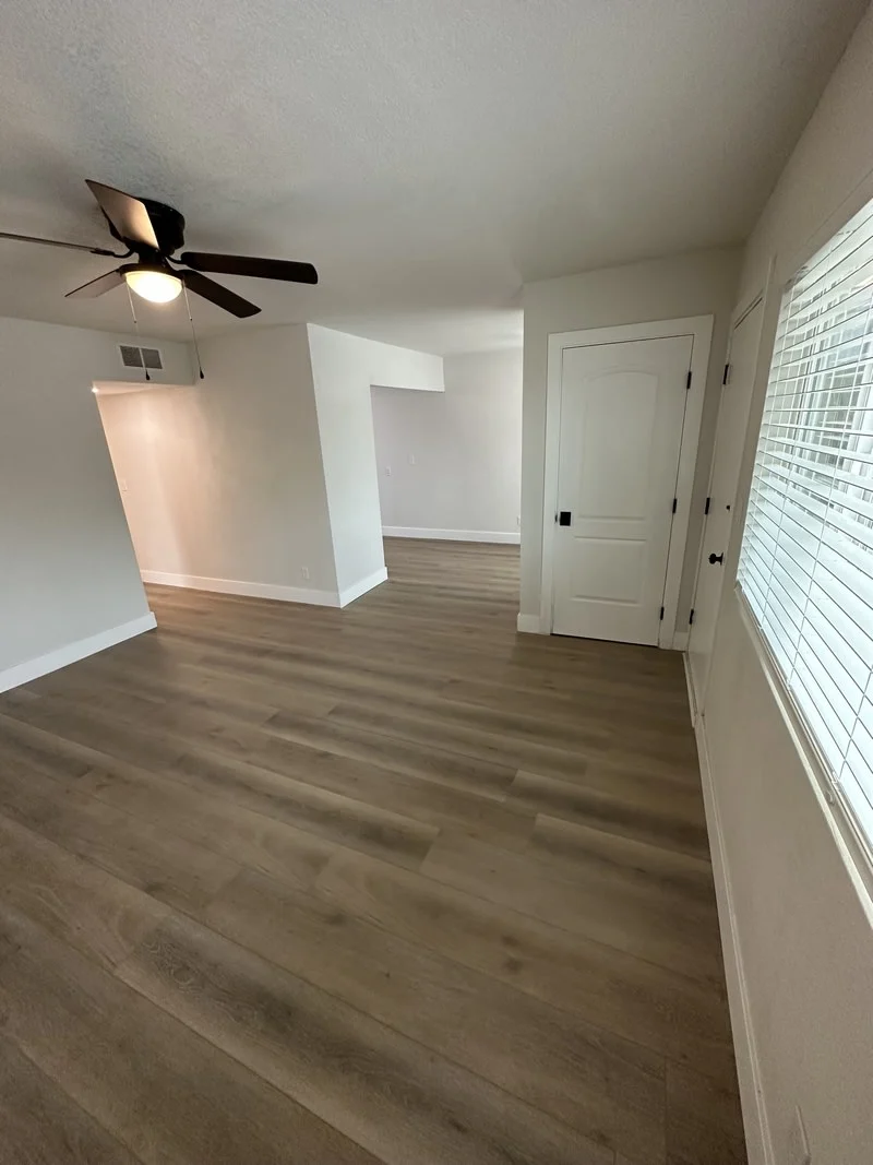 442 Smith Avenue photo 4