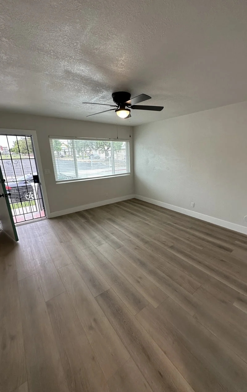 442 Smith Avenue photo 5