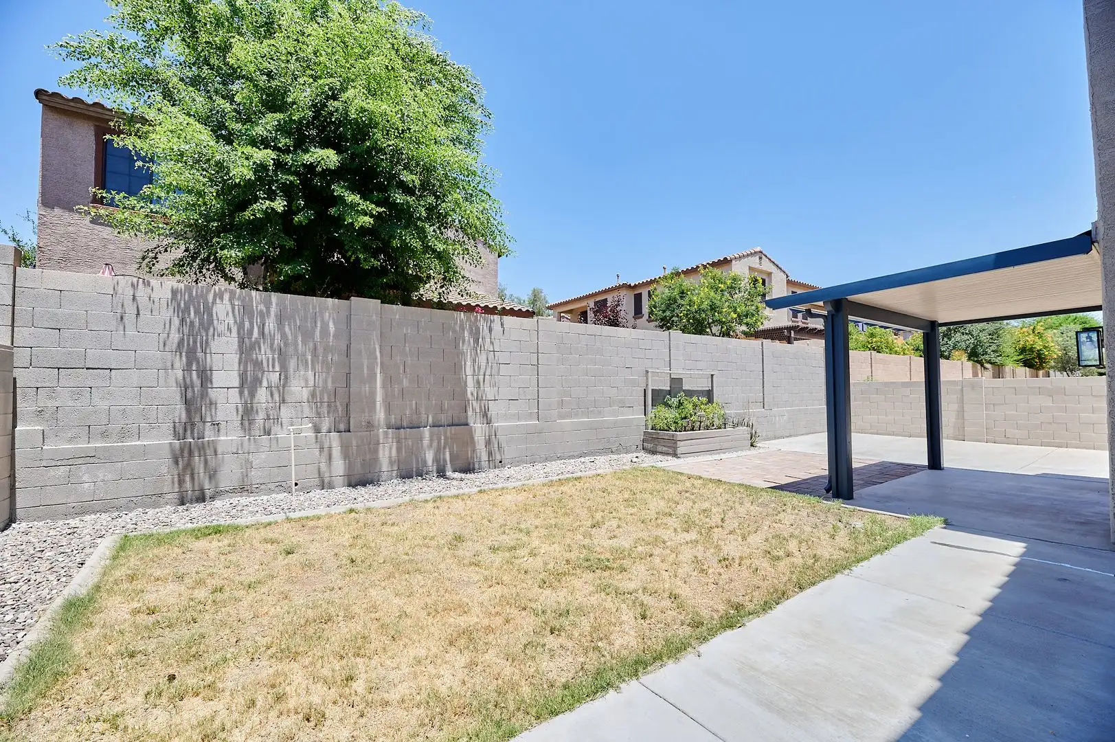 2340 W Dusty Wren Dr photo 4