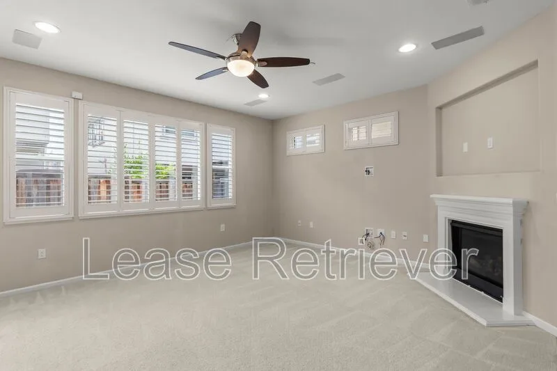 2631 Clarita Dr photo 3