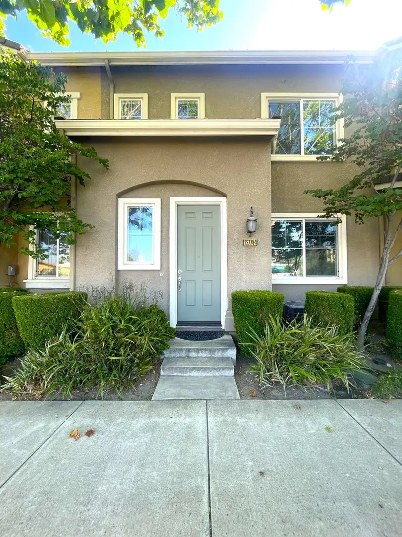 3 Bedroom 2 Bathroom Townhouse for rent in Hayward
