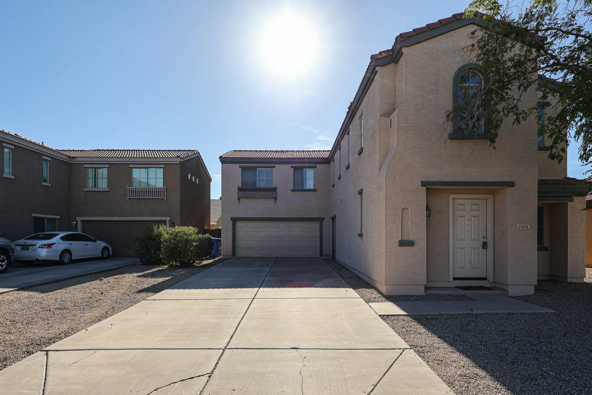 2428 S 84th Glen photo 2