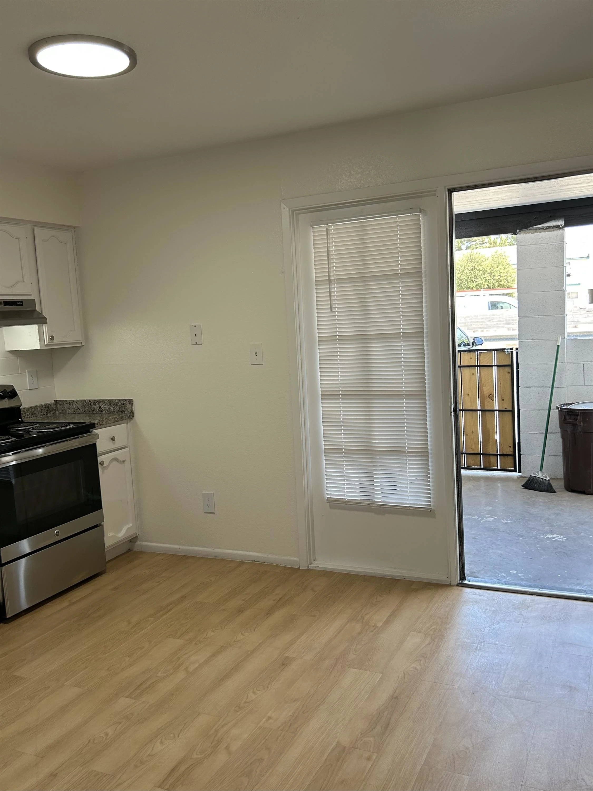 359 South Williams - 102 photo 4
