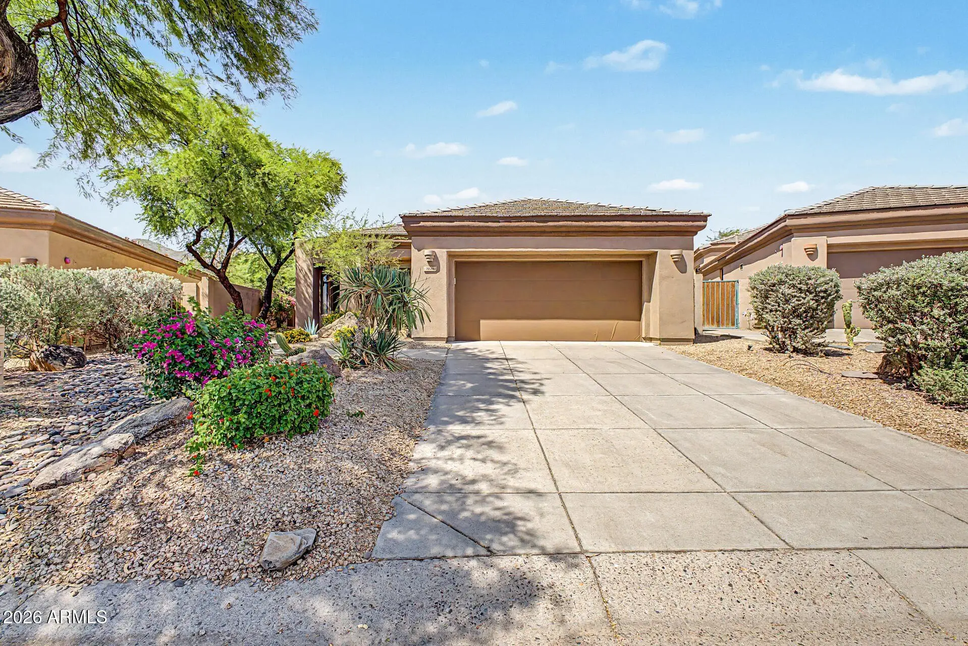 7020 E Whispering Mesquite Trl photo 2