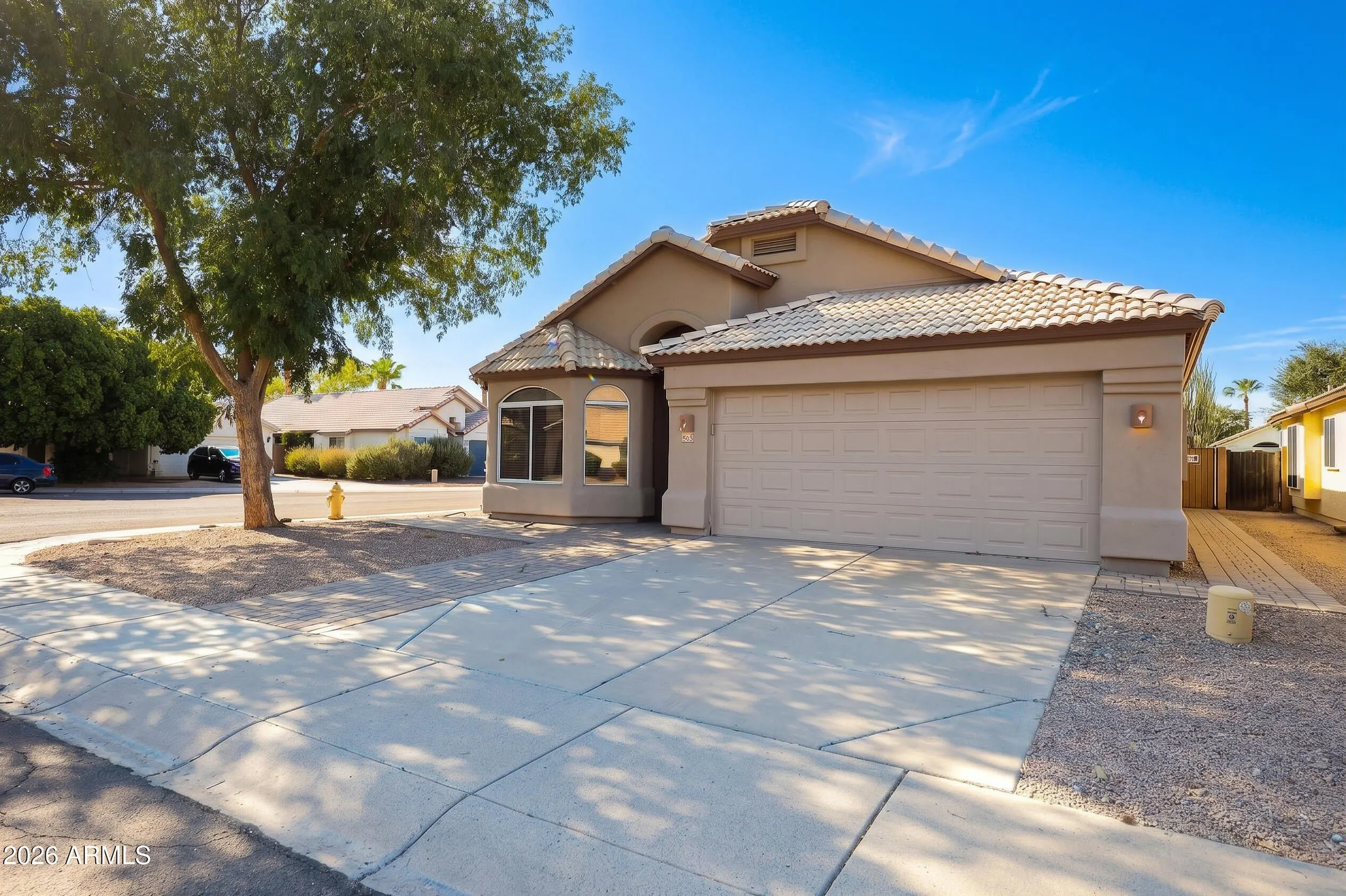 503 W Kelton Ln photo 2