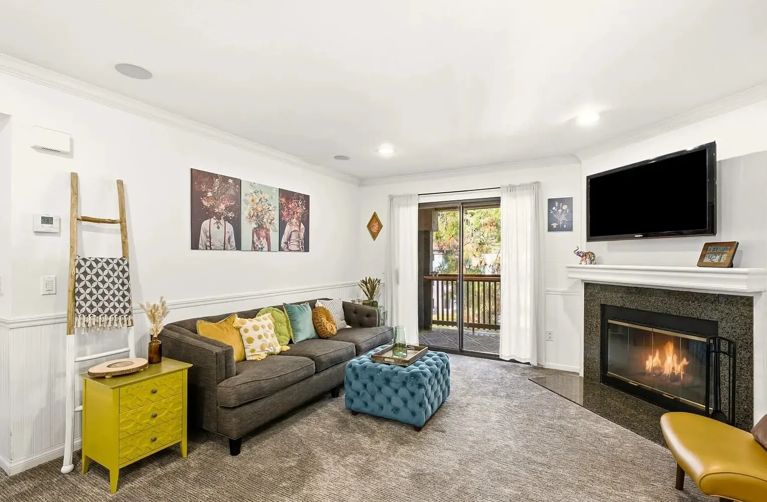 12015 Alta Carmel Ct Unit 302 photo 2