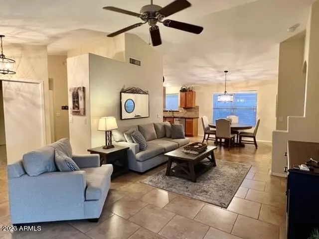 21624 N 46th Pl Phoenix, AZ 85050 photo 4