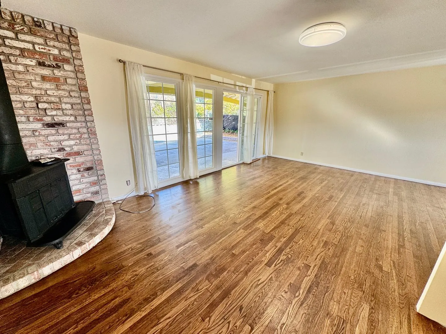 4367 Nelson Dr Richmond, CA 94803 photo 5