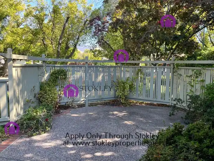 823 Wiget Lane photo 4