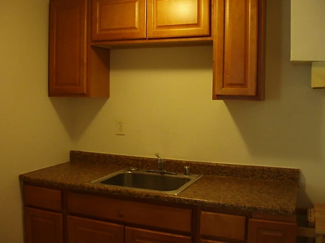 1142 1 2 20th St, Unit 11138 1/2 20th Street  San Diego CA 92102 Rental photo 2
