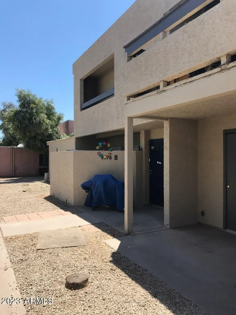 2674 N 43rd Ave Phoenix, AZ 85009 photo 5