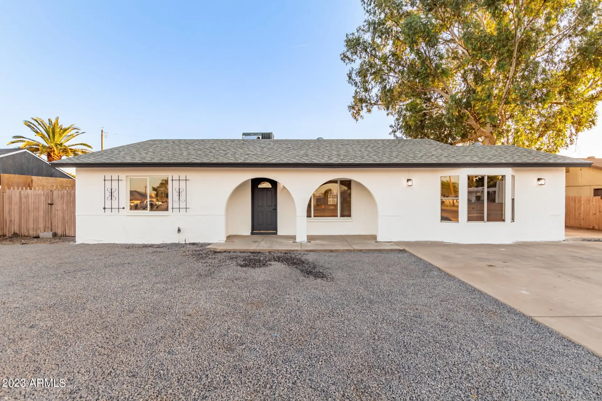 5909 W Elm St Phoenix, AZ 85033 photo 2