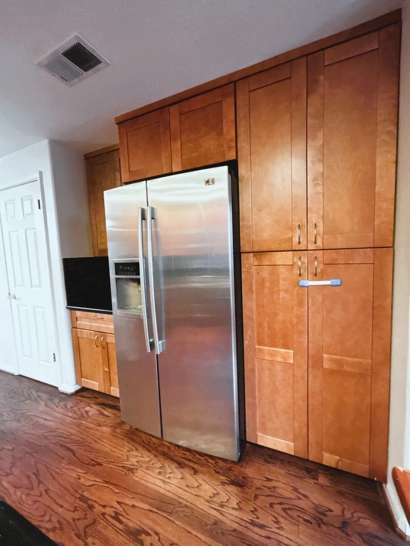 Lovely 3 bedroom/3.5 bath townhome in prime location! photo 2