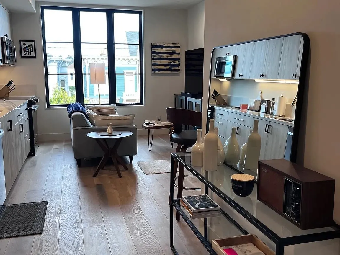 1BR/1BA Apartment on South Van Ness Avenue · San Francisco photo 4