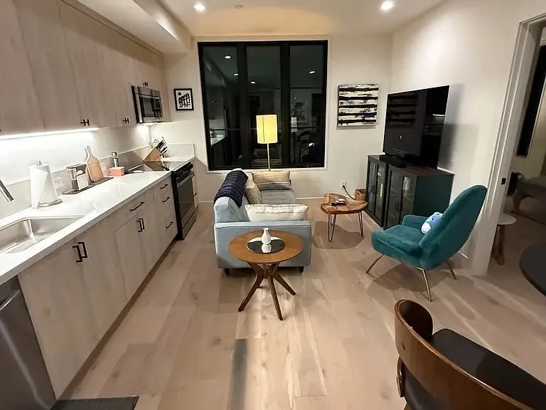 1BR/1BA Apartment on South Van Ness Avenue · San Francisco