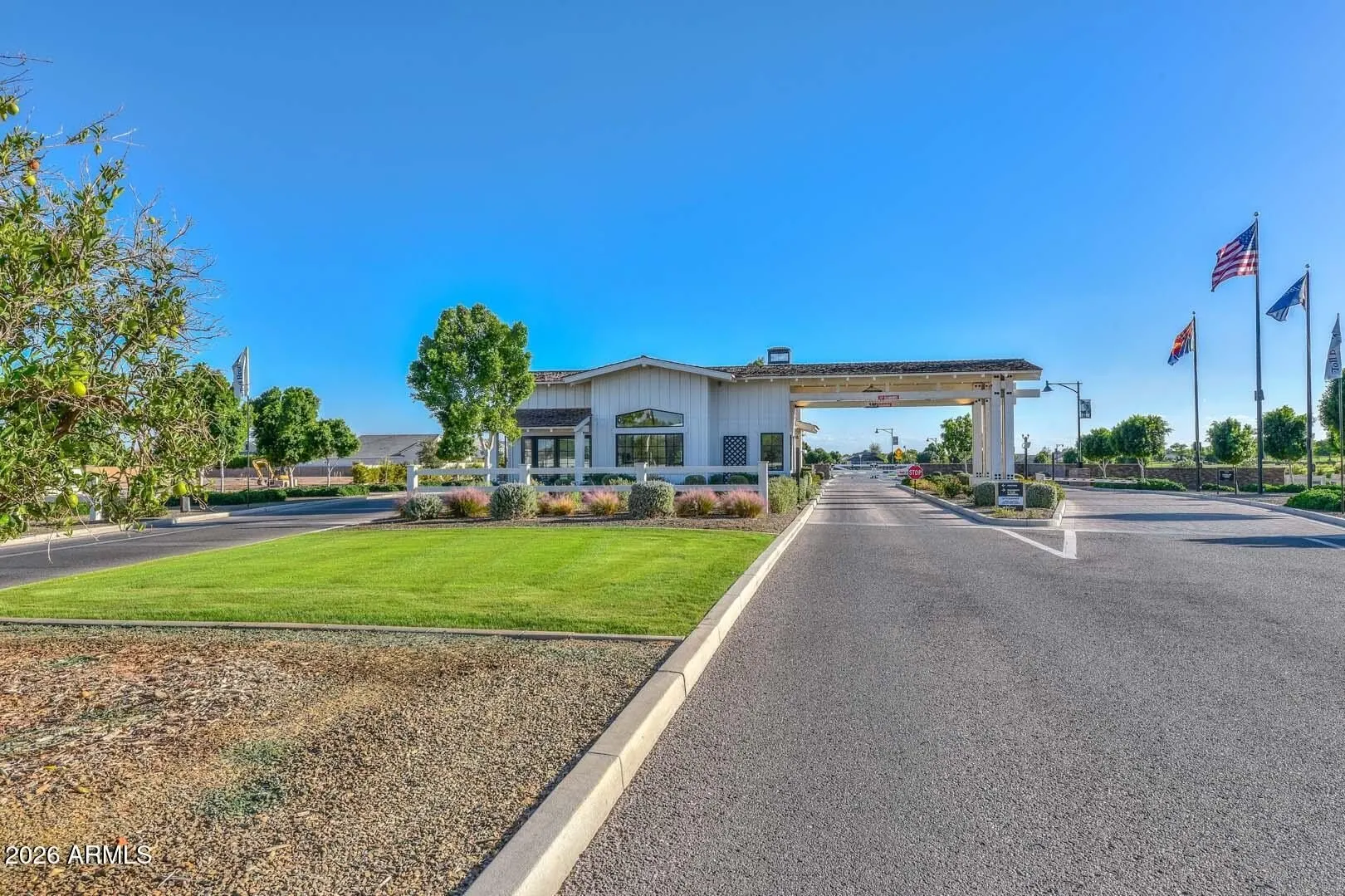 11300 N CASA DEGA Drive photo 2