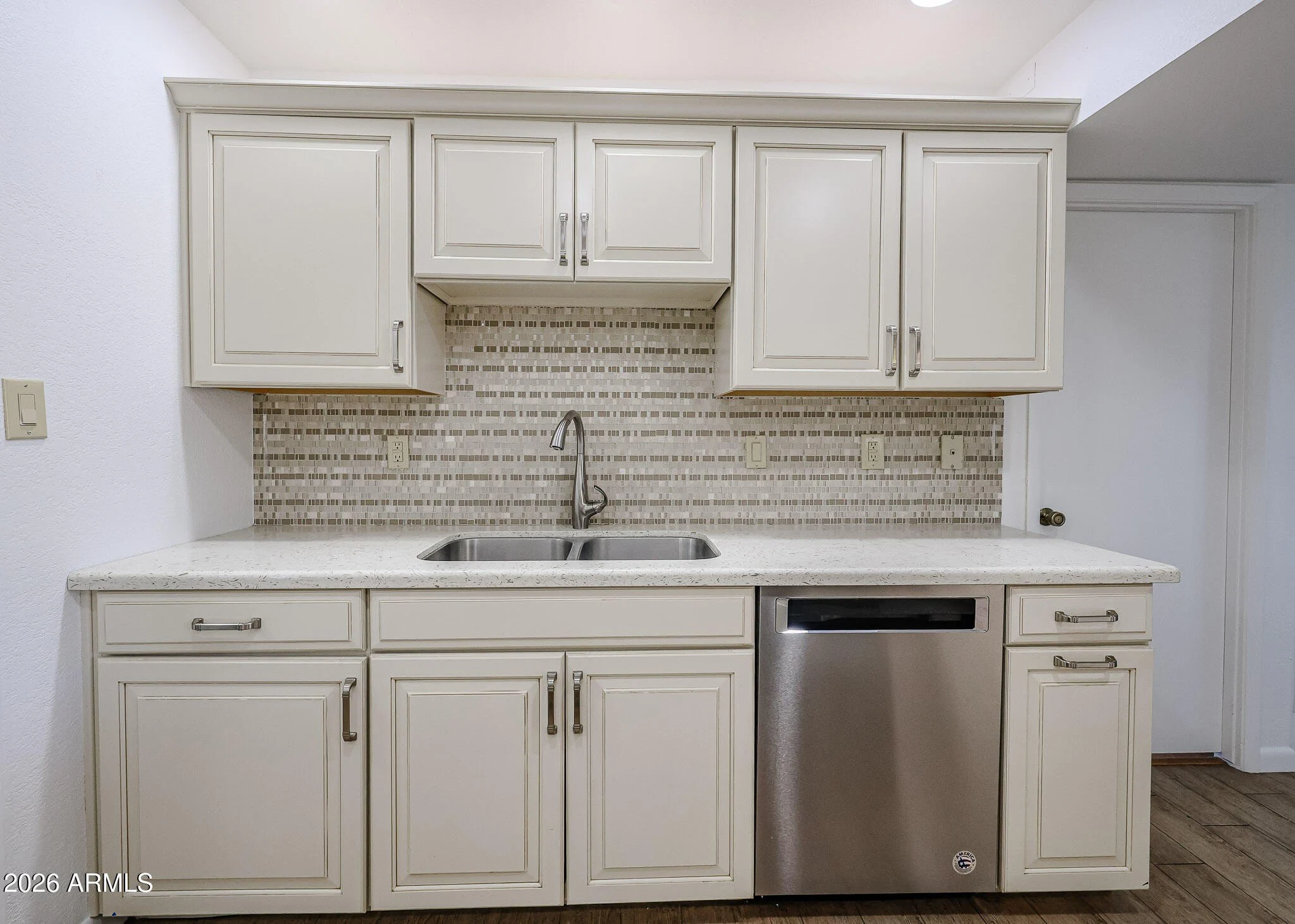 8333 E Orange Blossom Ln photo 5