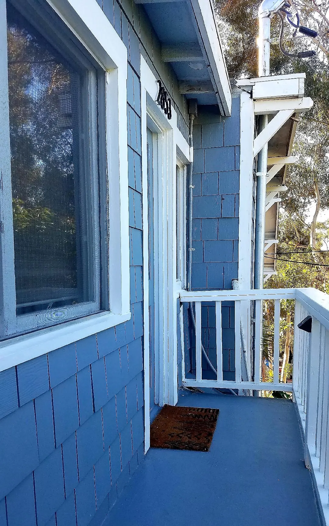 Granada Avenue - 3 - (2853 Hawthorn)