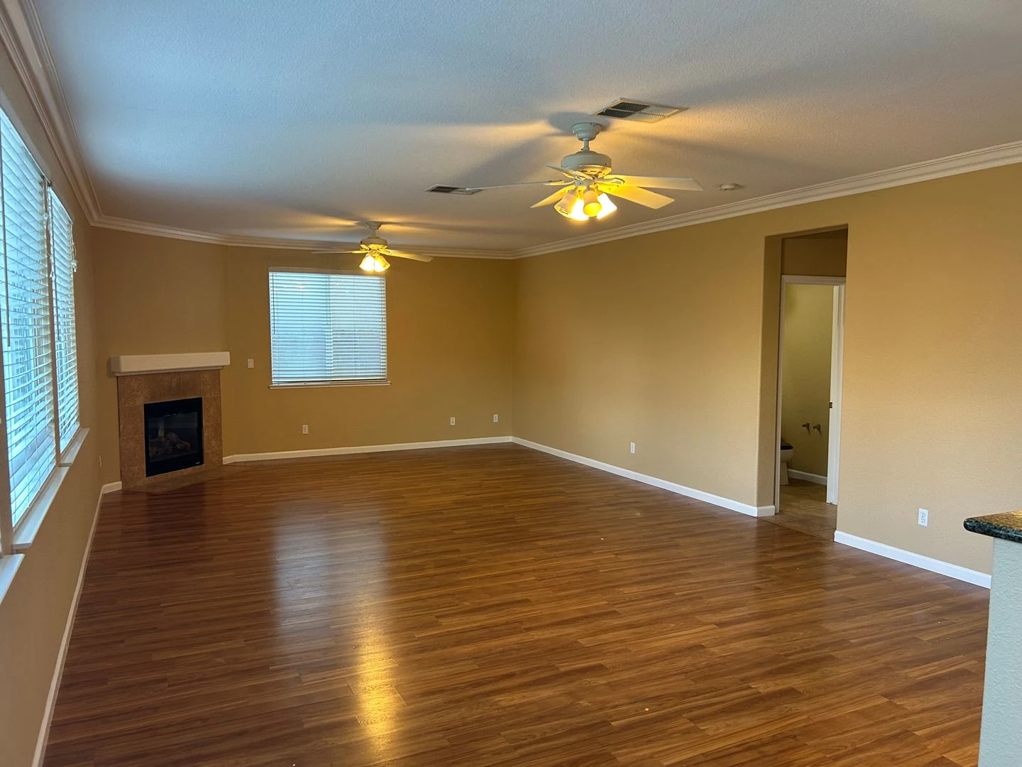 108 Matisse Dr photo 4