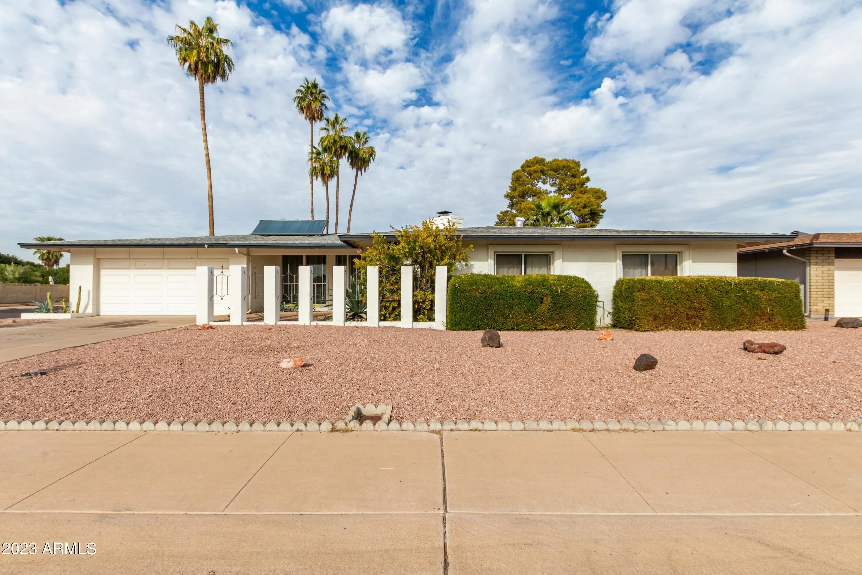 4428 W Laurie Ln Glendale, AZ 85302 photo 2