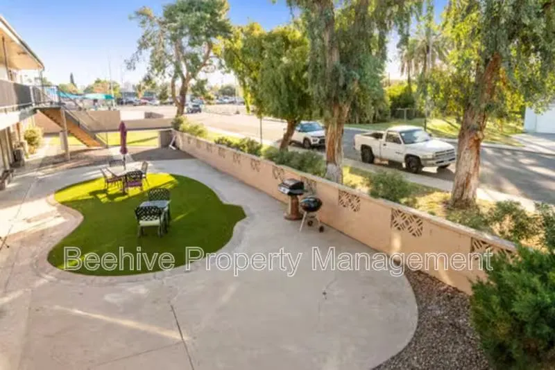 430 W 3rd St Mesa, AZ 85201 photo 2