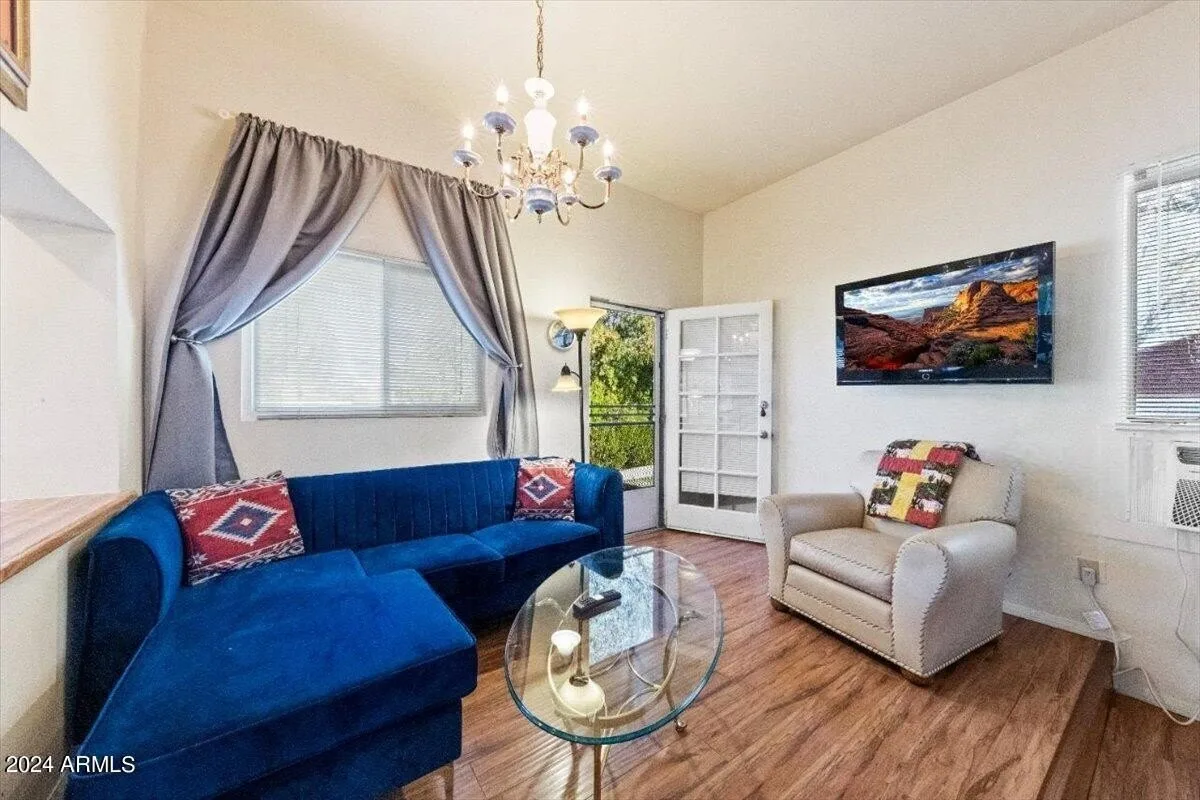 8507 E Hazelwood St Scottsdale, AZ 85251 photo 4