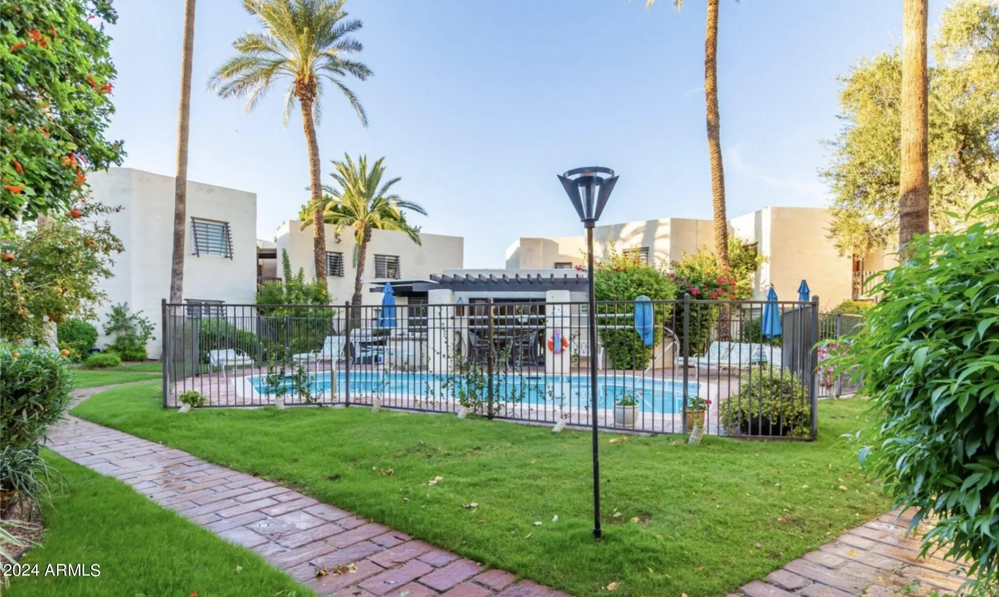 6840 E 2nd St Scottsdale, AZ 85251 photo 2