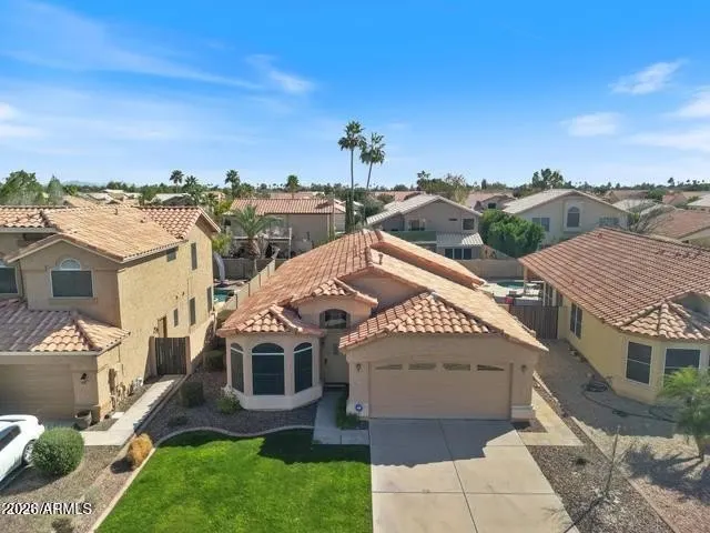 9733 W Runion Dr photo 2