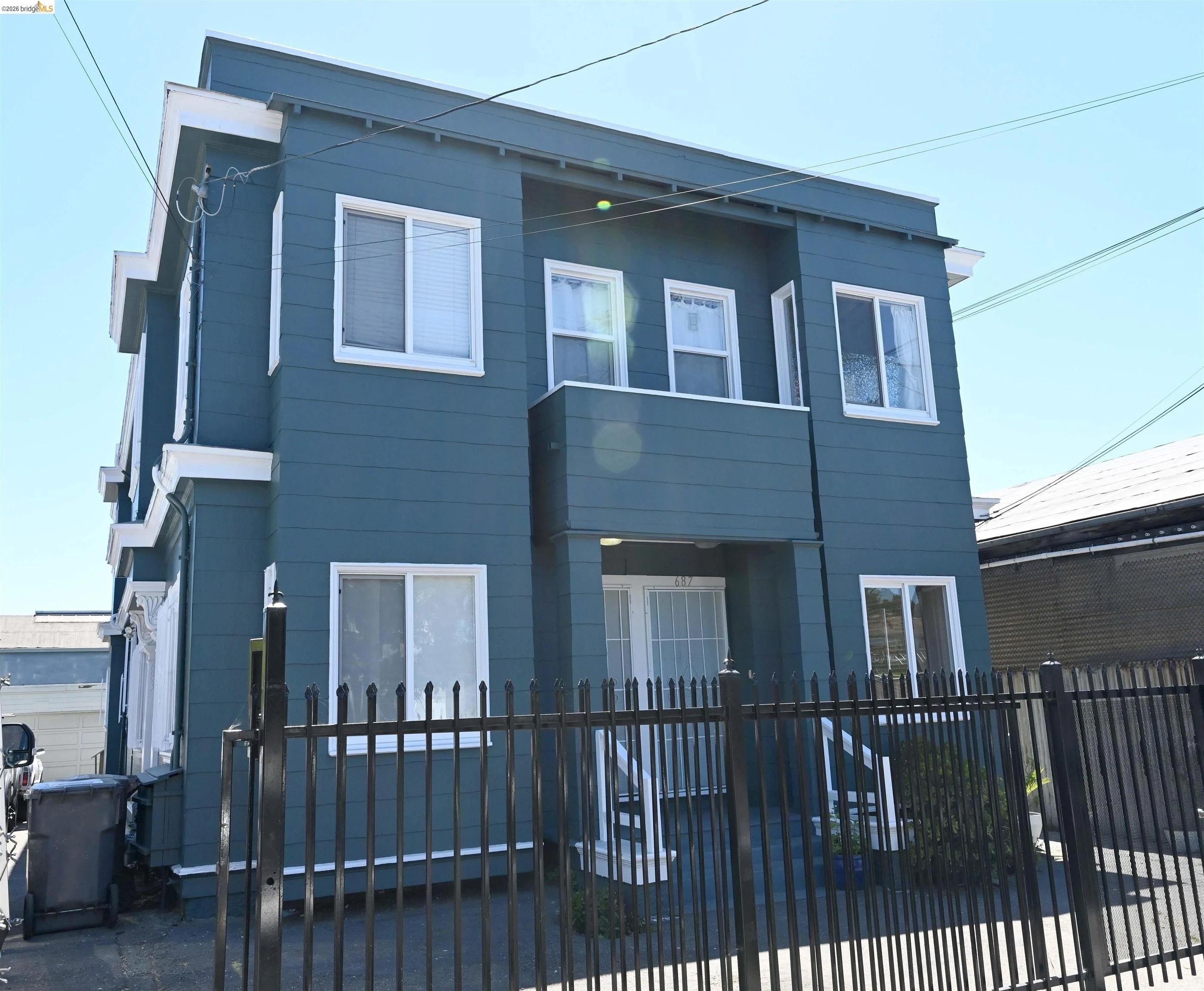 685 37th St Oakland, CA 94609 photo 2